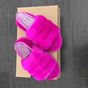 Toddler girl pink Ugg Fluff Yeah size 11